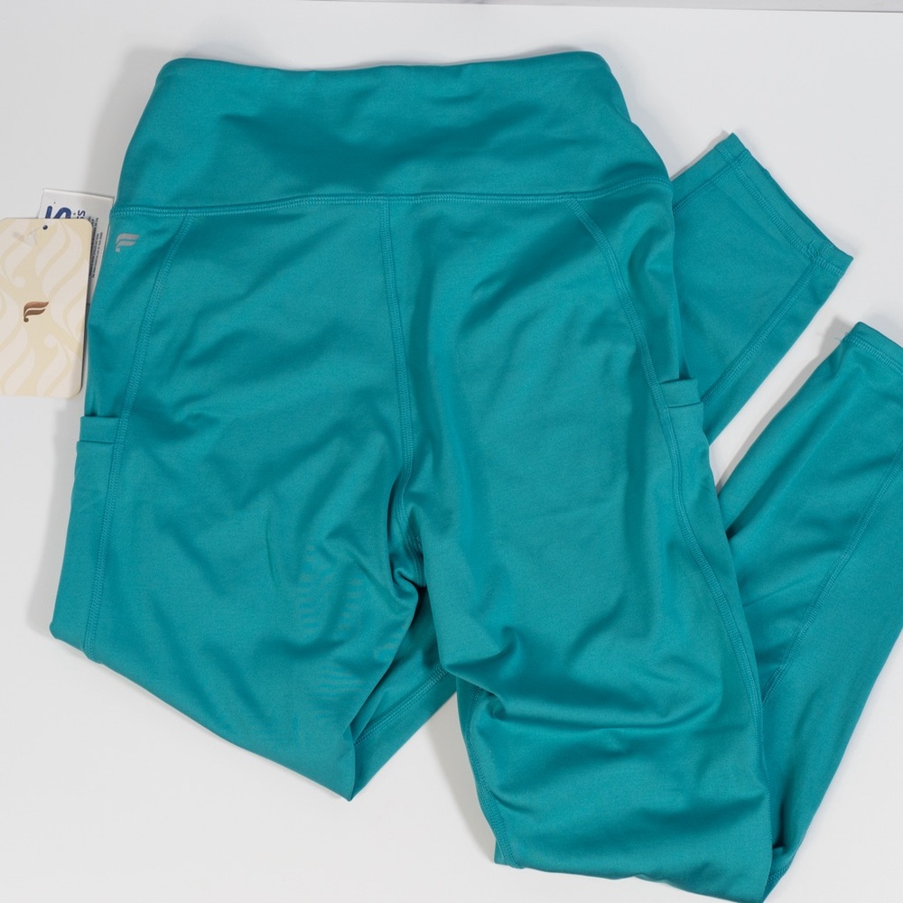 NWT Fabletics high waisted 7/8 leggings